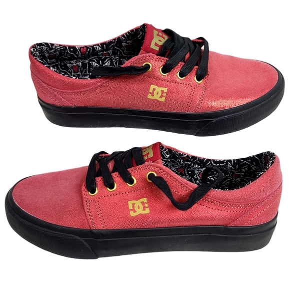 DC Shoes Shoes - DC Shoes Trase X TR Red Black Low Top Skate Shoe
